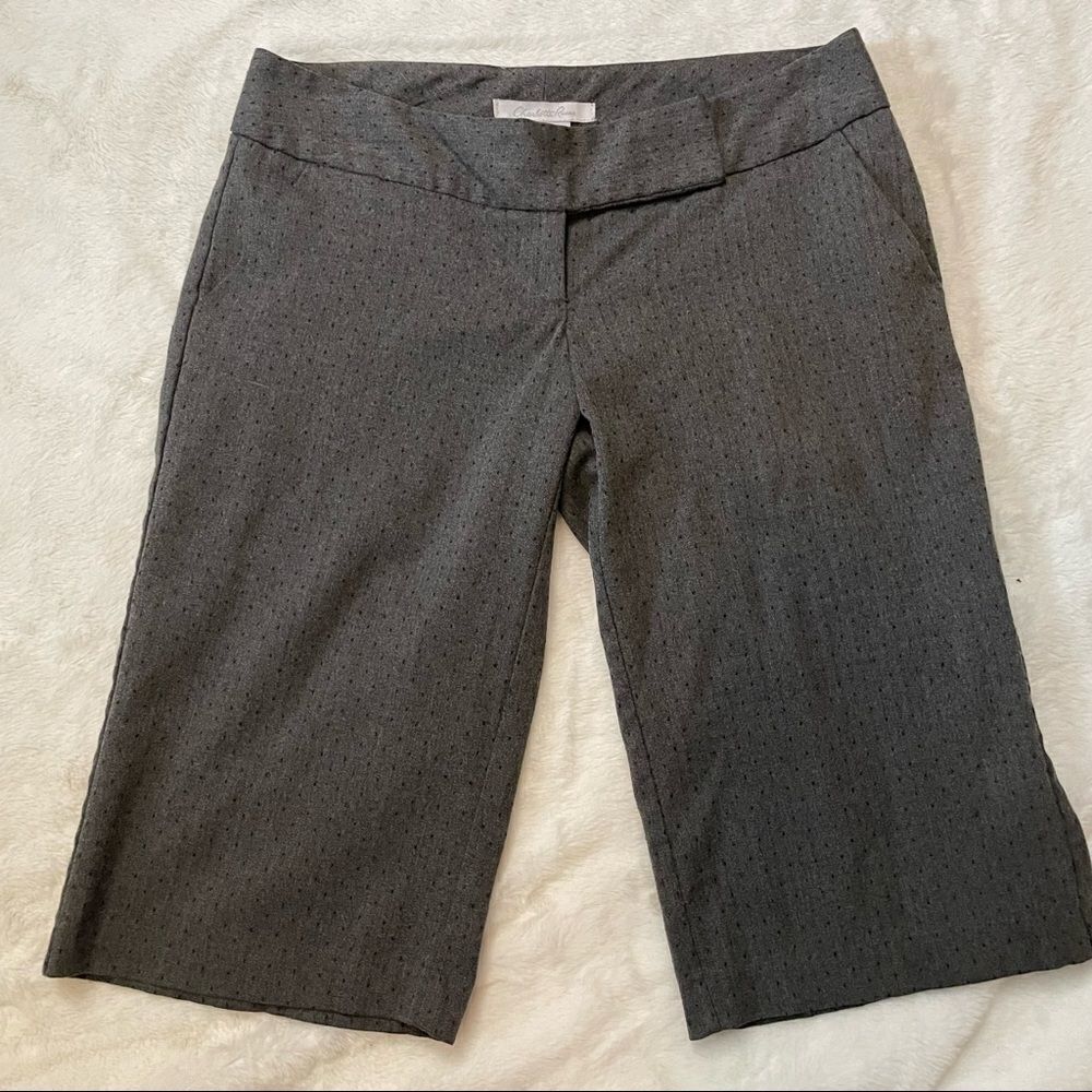 Charlotte Russe Gray and Black Knee-Length Low Rise Dress Shorts